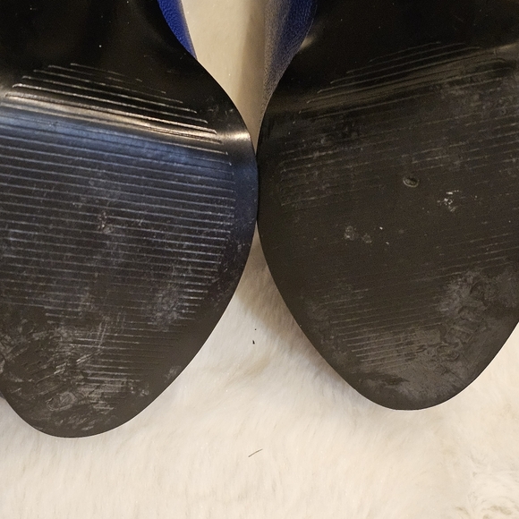 GUESS Honora Blue Leather Peep-toe Pump Shoes Heels 5M - Picture 6 of 7